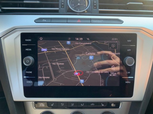 VOLKSWAGEN Passat Variant usata, con Controllo automatico clima