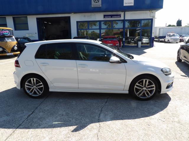 VOLKSWAGEN Golf usata, con Autoradio