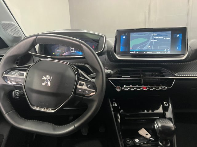 PEUGEOT 208 usata, con Boardcomputer