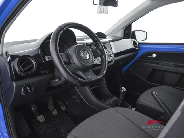 VOLKSWAGEN up! usata 7