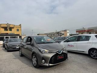 TOYOTA Yaris usata, con Airbag laterali