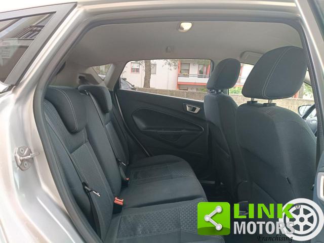FORD Fiesta usata, con Bluetooth