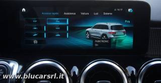 MERCEDES-BENZ GLB 200 usata, con Frenata d
