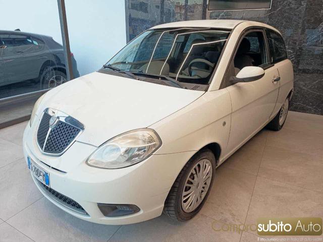 LANCIA Ypsilon usata, con Airbag