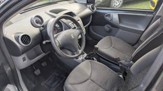 PEUGEOT 107 usata 12