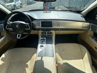 JAGUAR XF usata, con Alzacristalli elettrici