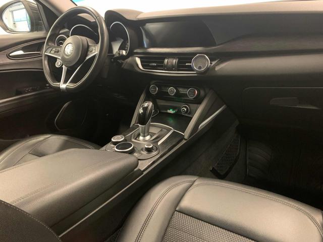 ALFA ROMEO Stelvio usata, con Interni in pelle