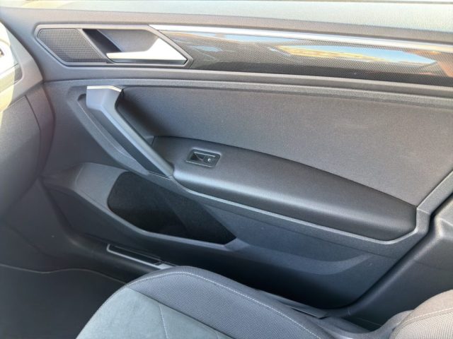 VOLKSWAGEN Tiguan usata, con Sistema di navigazione