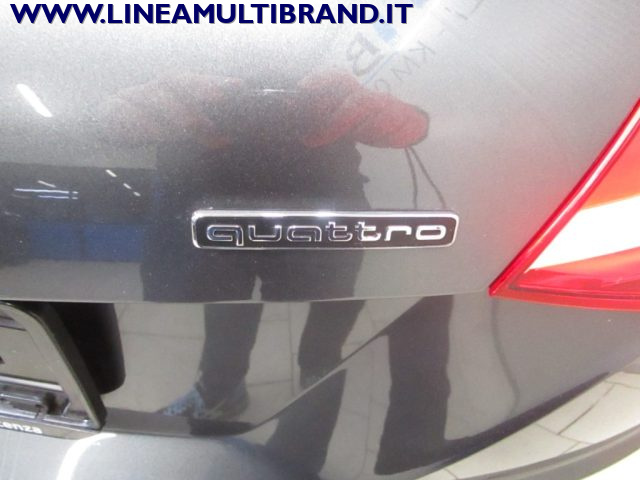 AUDI TT usata, con USB