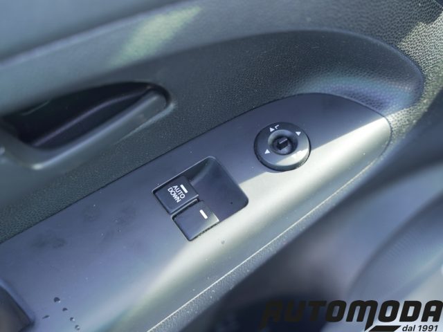 KIA Venga usata, con Airbag testa