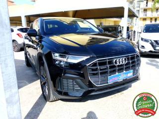 AUDI Q8 45 TDI quattro tiptronic Sport