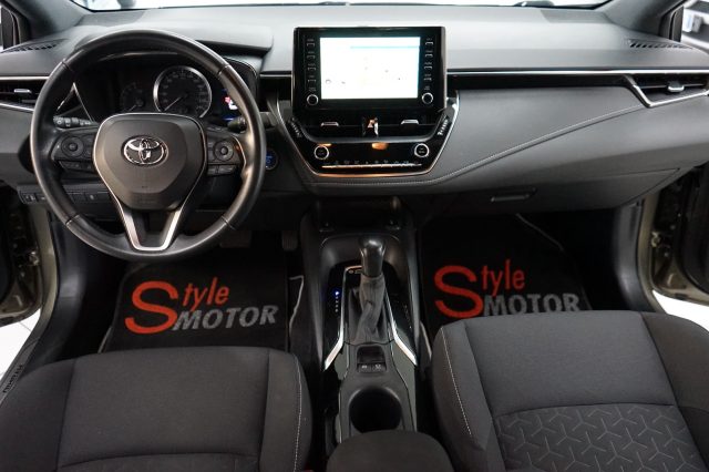 TOYOTA Corolla usata, con Autoradio