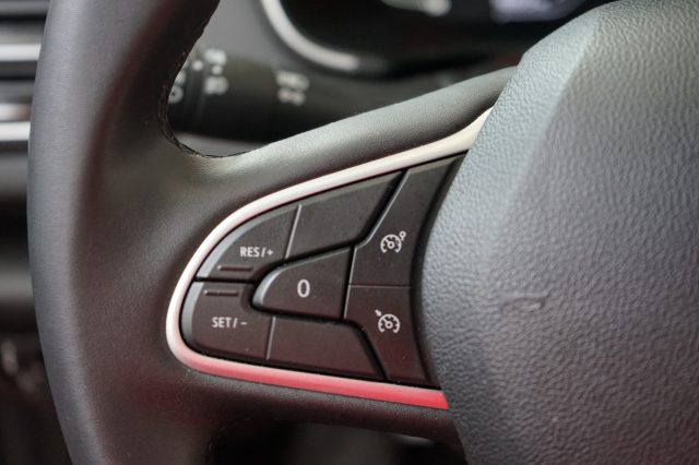 RENAULT Megane usata, con Sensori di parcheggio posteriori