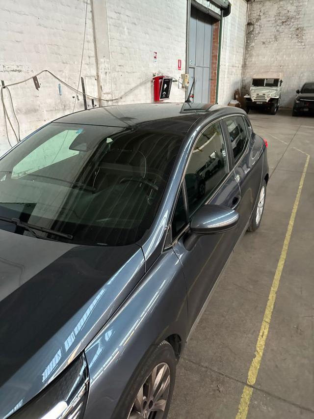 RENAULT Clio usata, con Boardcomputer