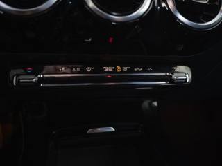 MERCEDES-BENZ B 180 usata, con Luci diurne LED