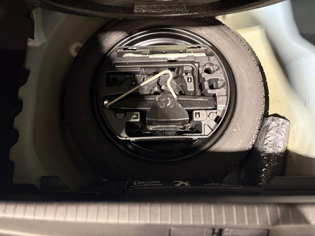 PEUGEOT 208 usata, con Bracciolo