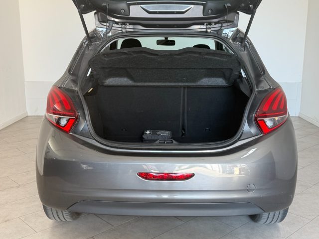 PEUGEOT 208 usata 6