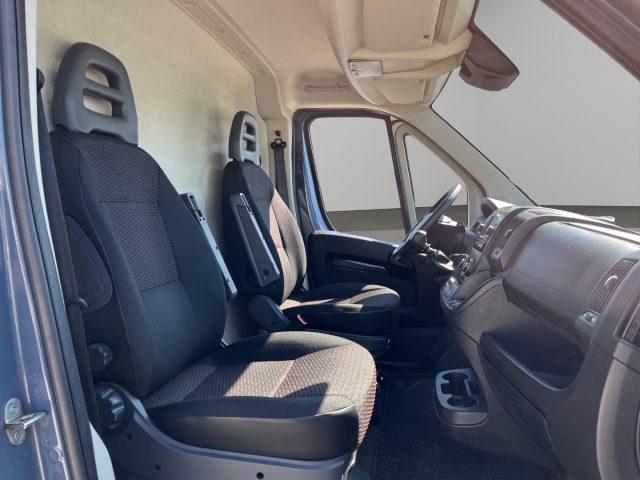 PEUGEOT Boxer usata, con Servosterzo