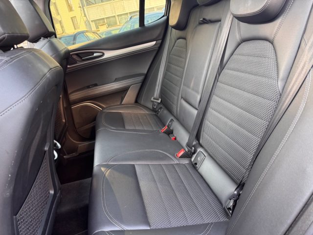 ALFA ROMEO Stelvio usata, con Interni in pelle