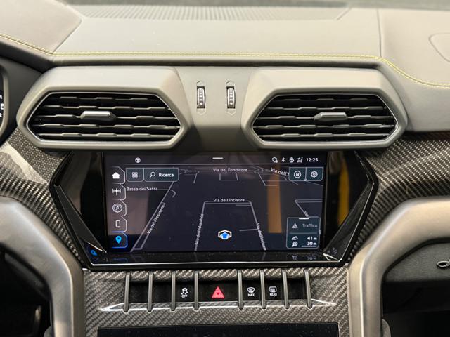 LAMBORGHINI Urus usata, con Servosterzo