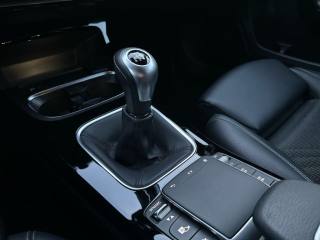 MERCEDES-BENZ A 160 usata, con USB