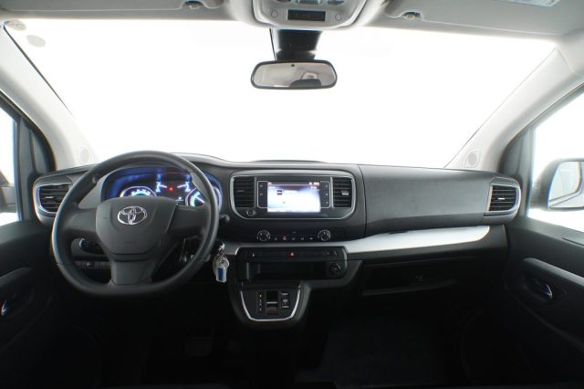 TOYOTA Proace Verso usata 11