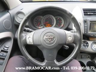 TOYOTA RAV 4 usata, con Gancio traino