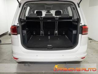 VOLKSWAGEN Touran usata, con Fendinebbia