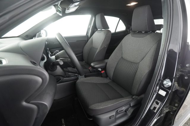 TOYOTA Yaris Cross usata 2