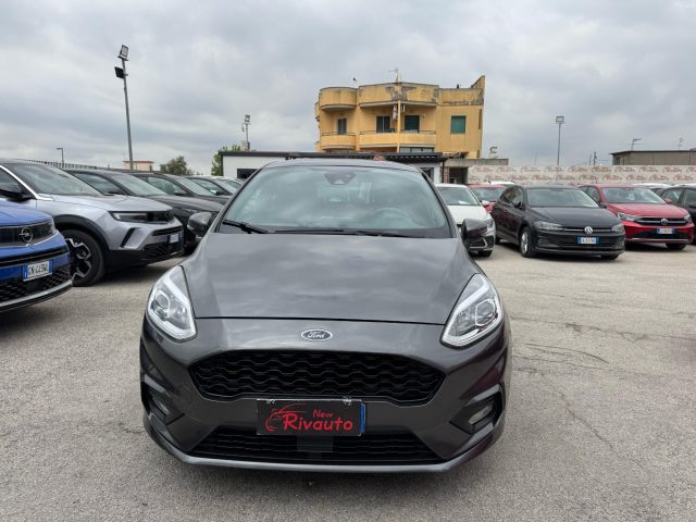 FORD Fiesta usata, con ABS