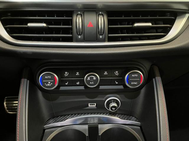 ALFA ROMEO Stelvio usata, con Volante in pelle