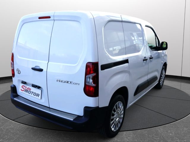 FIAT Doblo usata, con Airbag