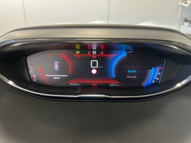 PEUGEOT 3008 usata, con Bracciolo