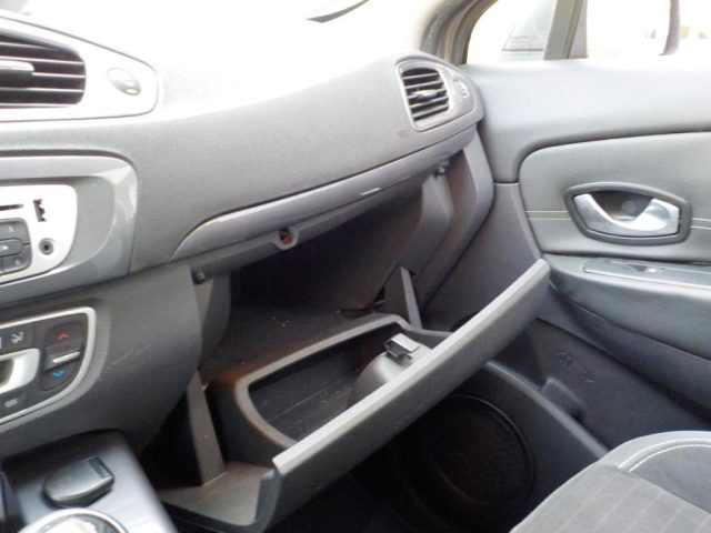 RENAULT Scenic usata 46