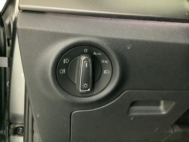 SKODA Kamiq usata, con Bracciolo