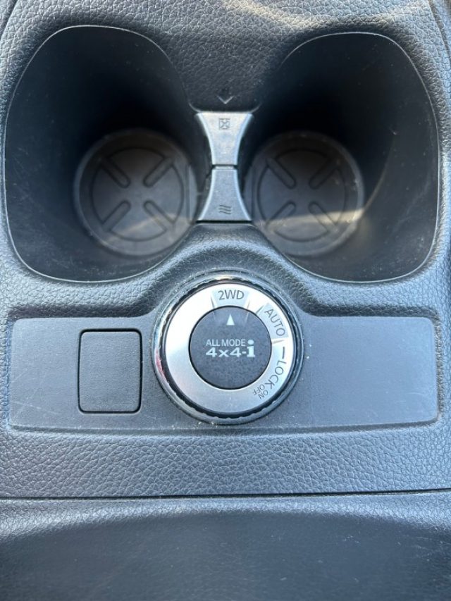 NISSAN X-Trail usata, con Airbag laterali