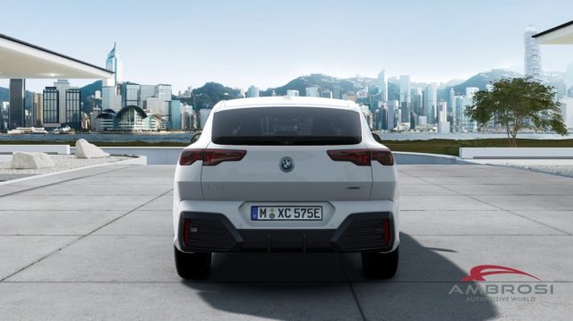 BMW iX2 usata 4