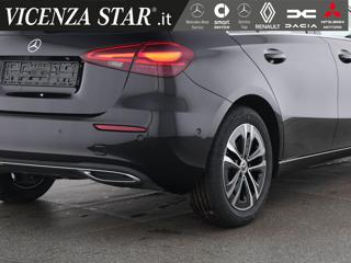 MERCEDES-BENZ A 200 usata, con Alzacristalli elettrici