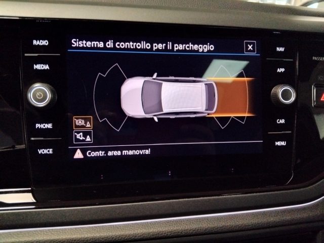 VOLKSWAGEN Taigo usata, con Frenata d