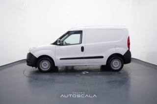 OPEL Combo usata, con Alzacristalli elettrici