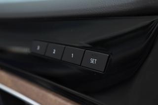 VOLKSWAGEN Touareg usata, con Fendinebbia