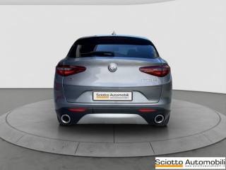 ALFA ROMEO Stelvio usata, con Autoradio