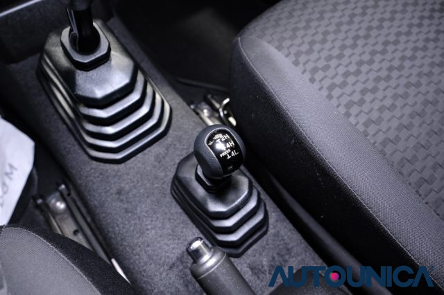 SUZUKI Jimny usata, con Specchietti laterali elettrici