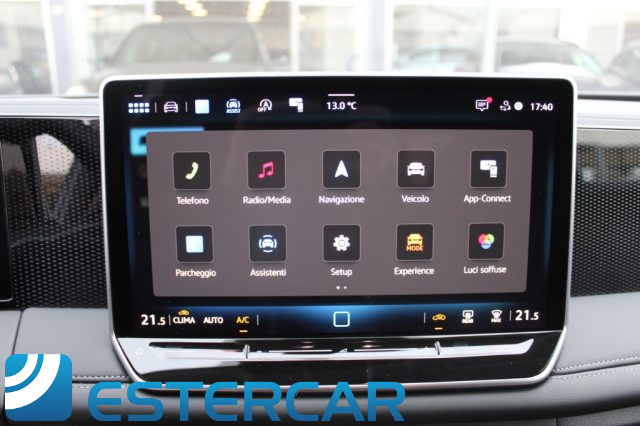 VOLKSWAGEN Tiguan usata, con Adaptive Cruise Control