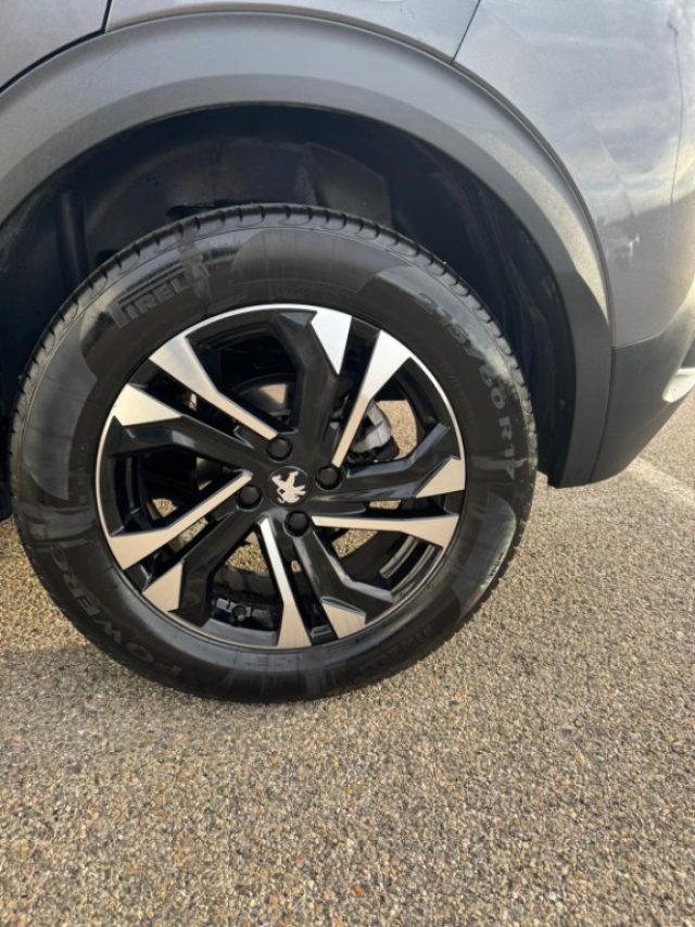PEUGEOT 2008 usata, con Autoradio