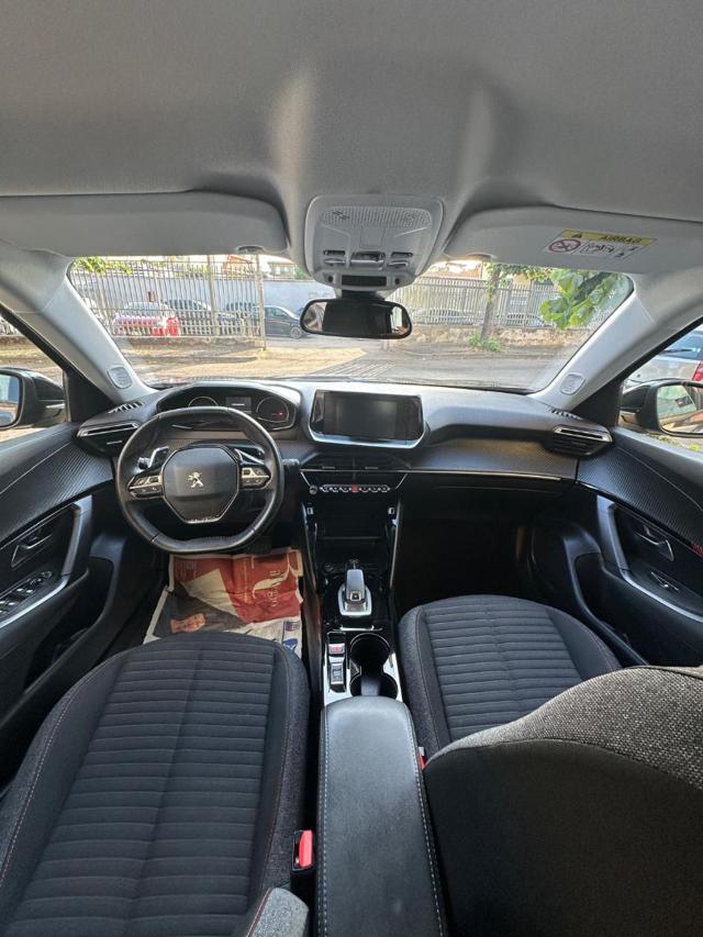 PEUGEOT 2008 usata, con Vetri oscurati