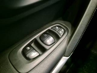 RENAULT Kadjar usata, con Sensori di parcheggio posteriori