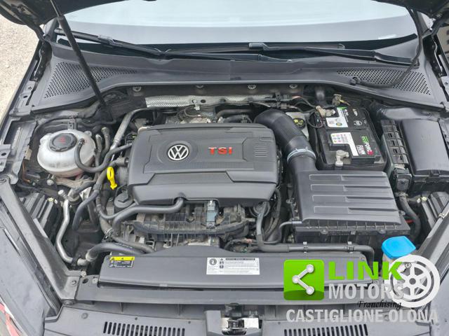 VOLKSWAGEN Golf GTI usata, con USB