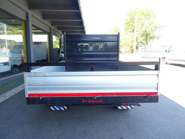 FORD Transit usata, con Sedile posteriore sdoppiato