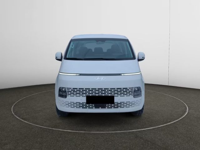 HYUNDAI Staria usata, con Airbag